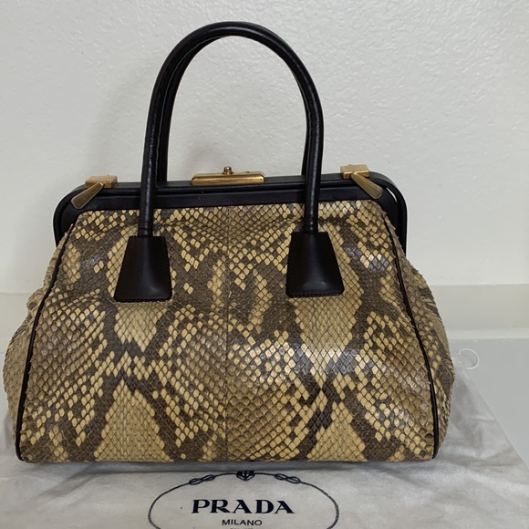 ❤️❤️SOLD❤️❤️Prada bauleto python leather vintage handbag - Picture 2 of 12